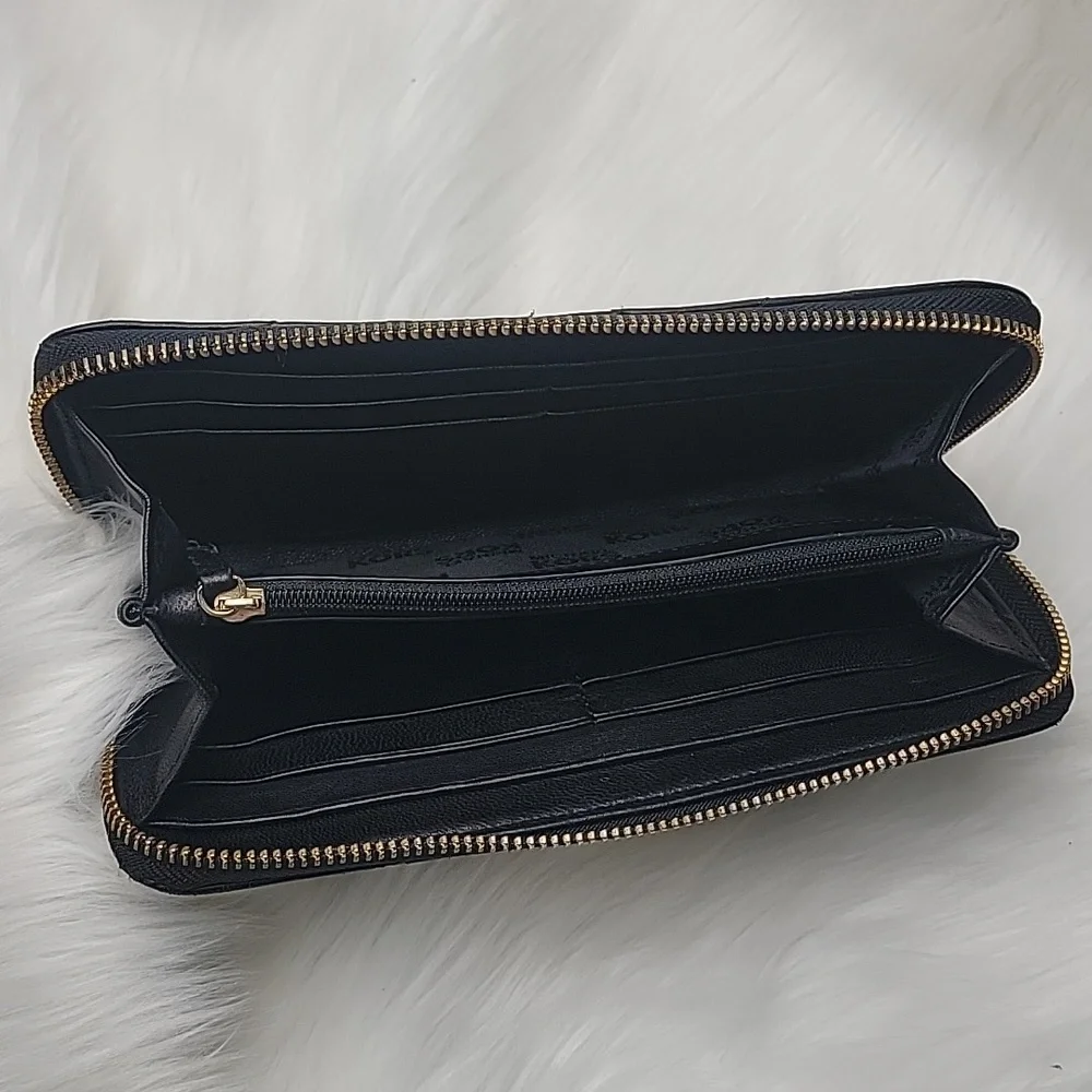 MICHAEL‎ KORS Hamilton Black Quilted Leather Gold Tone Logo Zip Around Wallet